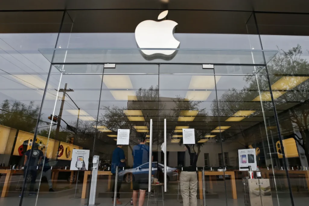 Apple Syarikat Kedua Dunia Cecah Nilai AS$5 Trilion